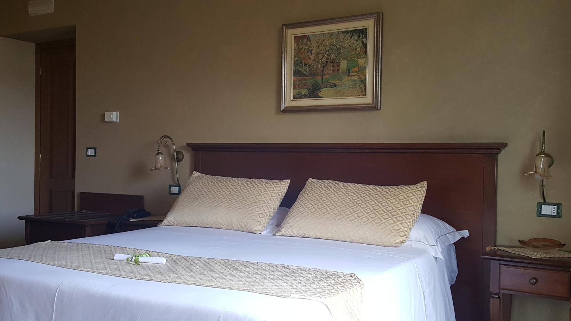 Antico Borgo Petralia Guest House Zafferana Etnea Rom bilde