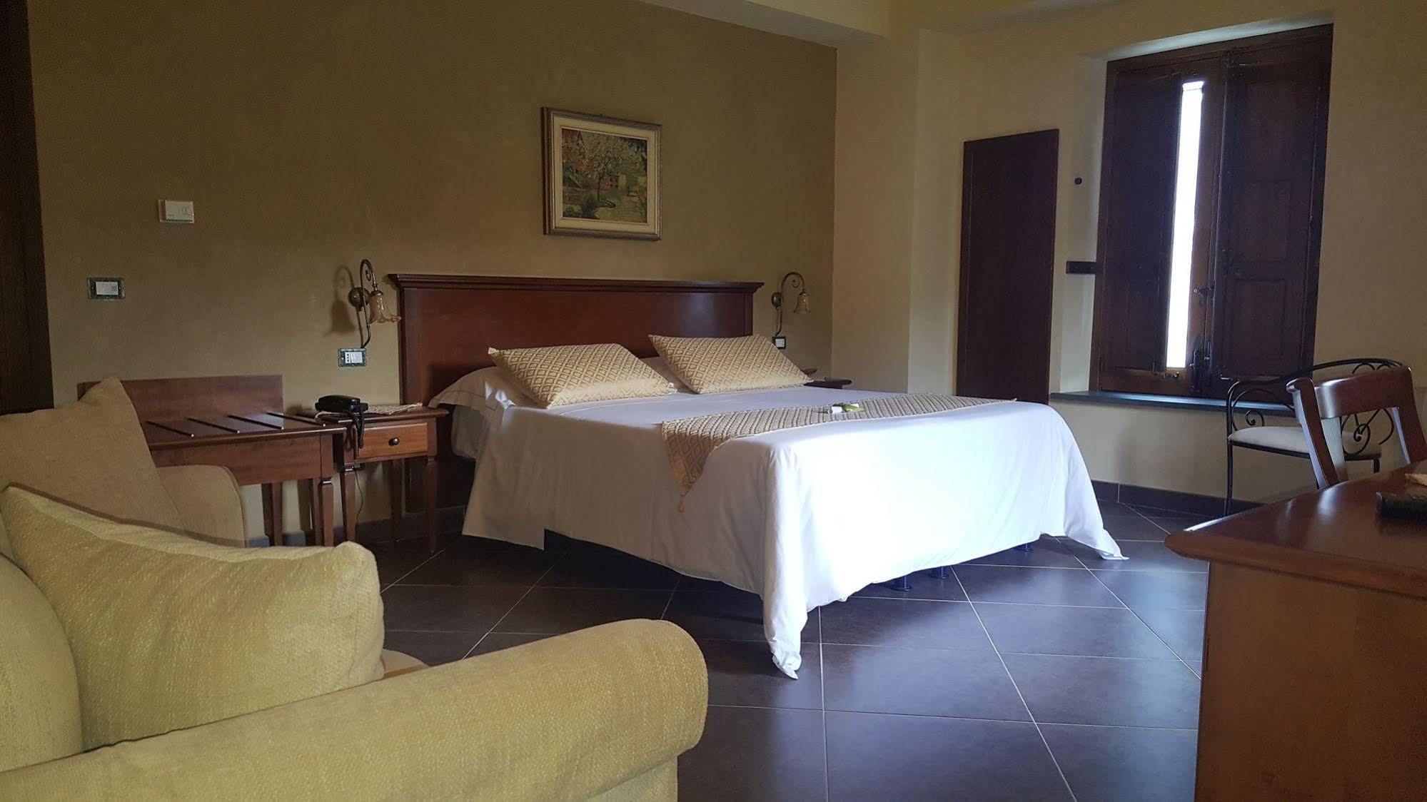 Antico Borgo Petralia Guest House Zafferana Etnea Eksteriør bilde